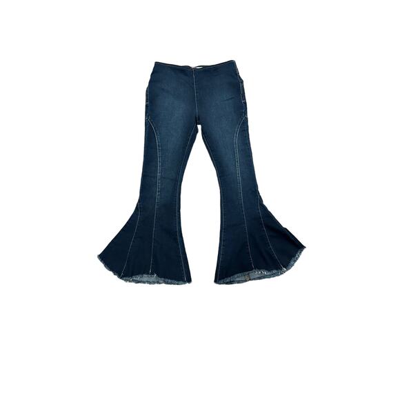 We The Free Crvy Last Dance Crop Flare Raw Hem Pull On Dark Wash Jeans 28 - Picture 6 of 9